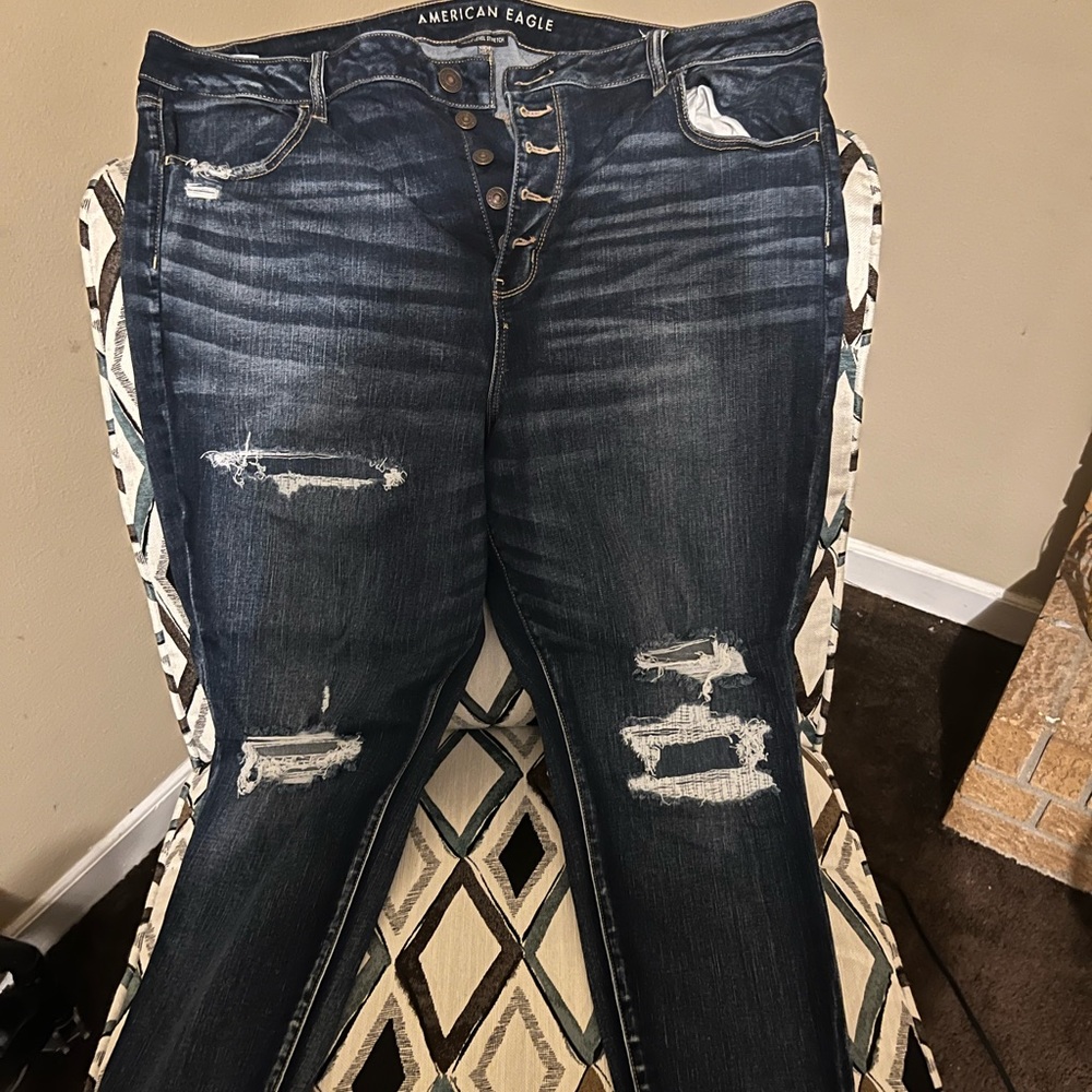 American Eagle plus size stretch jeans, worn once. Size 24, good condition